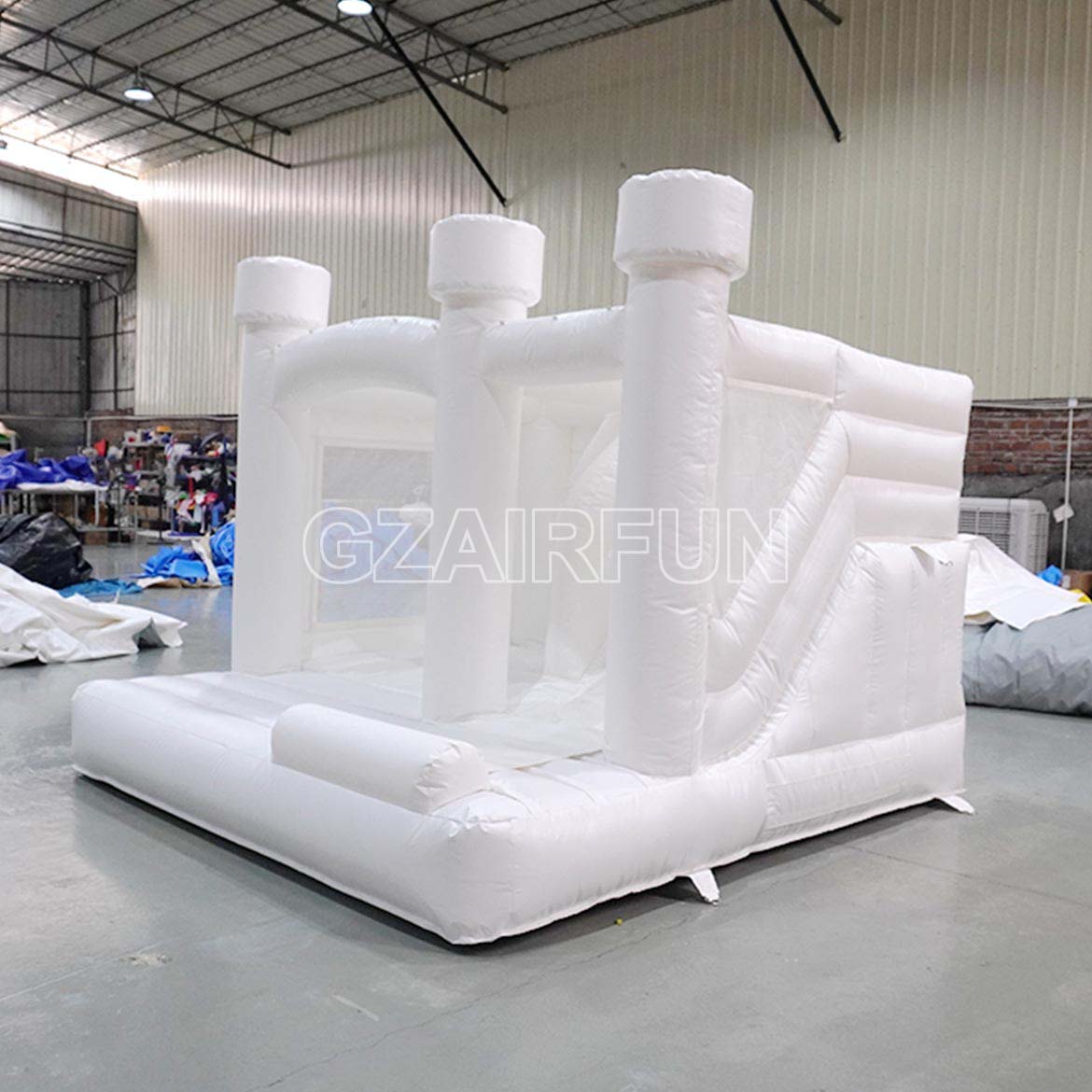Round Flat Top Bouncer House With Slide Combo