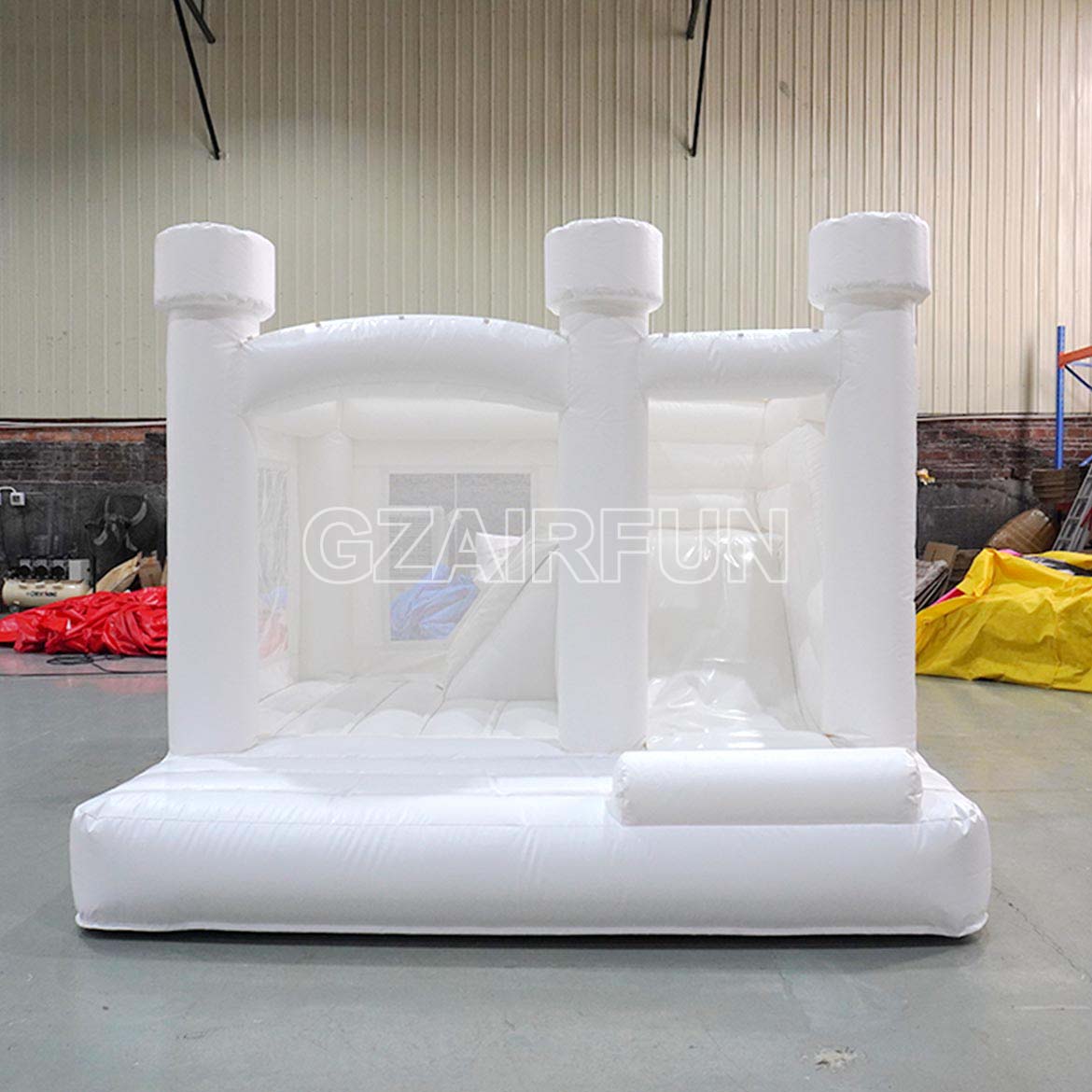 Round Flat Top Bouncer House With Slide Combo