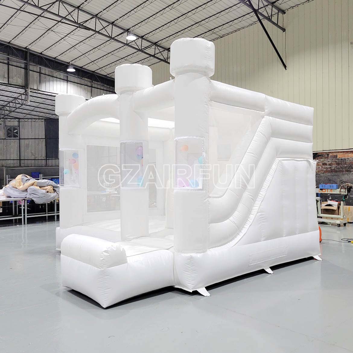 Inflatable Round Flat Top White Bounce Combo With Slide And Balloon Fly