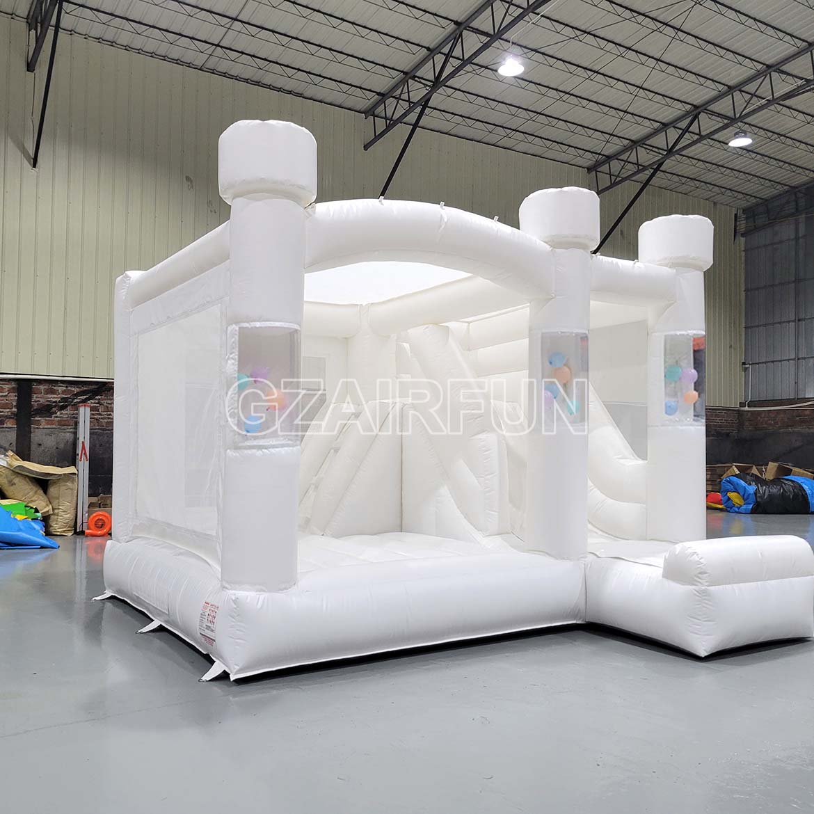 Inflatable Round Flat Top White Bounce Combo With Slide And Balloon Fly